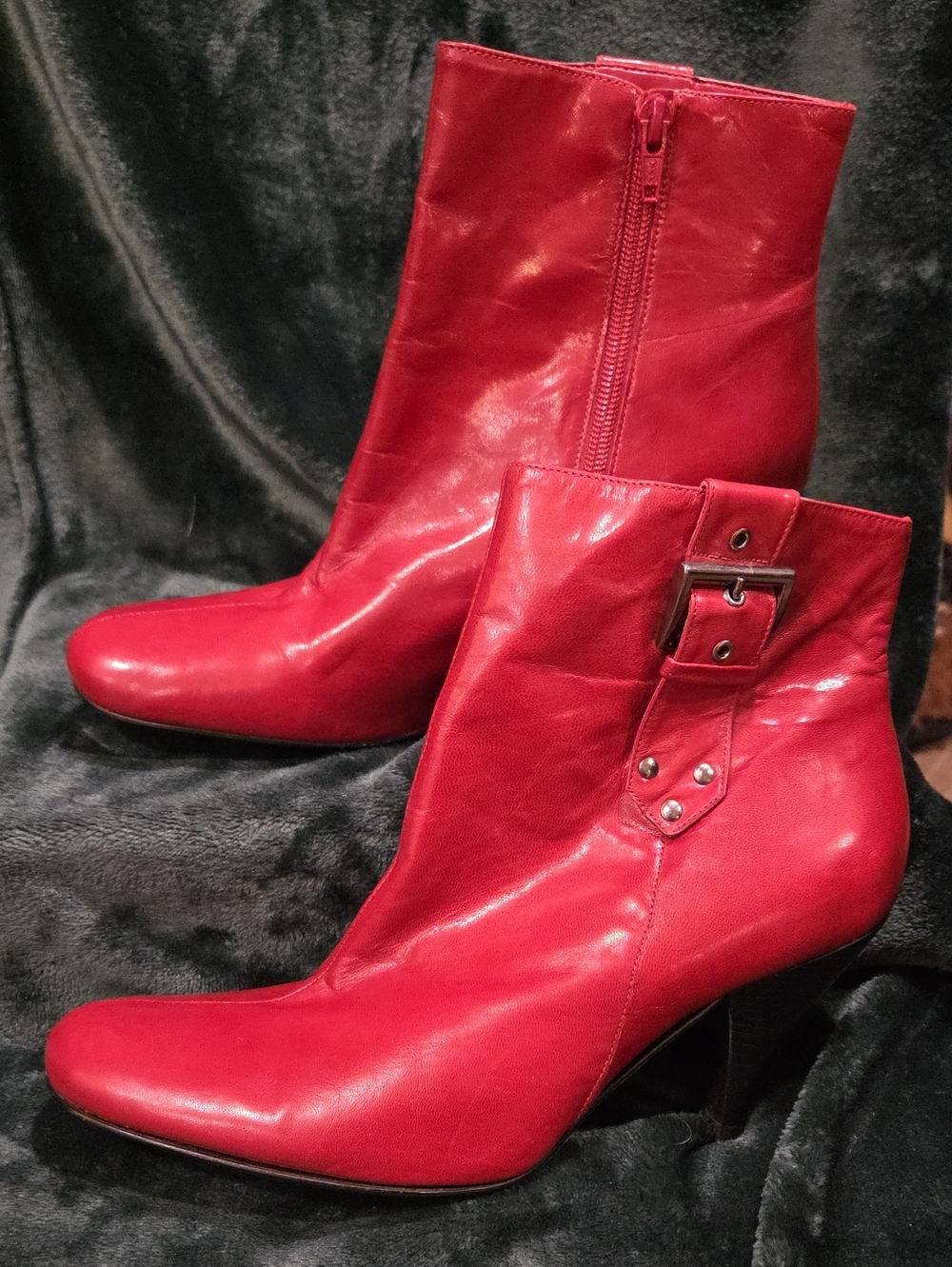Enzo Angiolini Red Leather Ankle Booties with Buckle Accent Size 9.5M